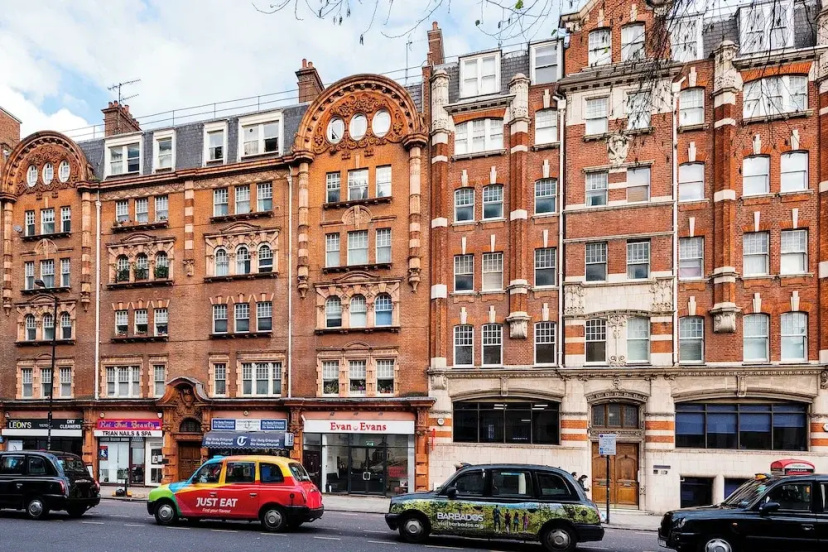 Stylish Buckingham Apartment Victoria — отель с удобным расположением в Лондоне