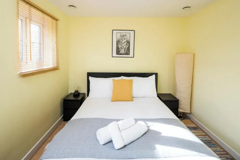 Fantastic Stay In Canary Wharf 2 Bedroom — забронировать отель в Лондоне