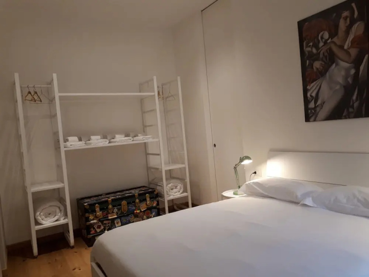 Revere 18 Apartment — отель в Милане, Италия