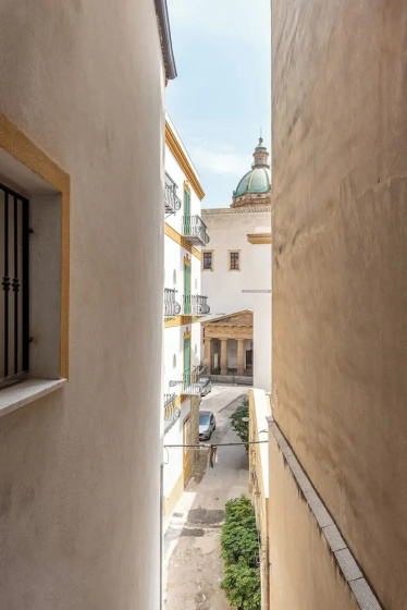 La casa sul Mercato by Wonderful Italy — забронировать отель в Палермо