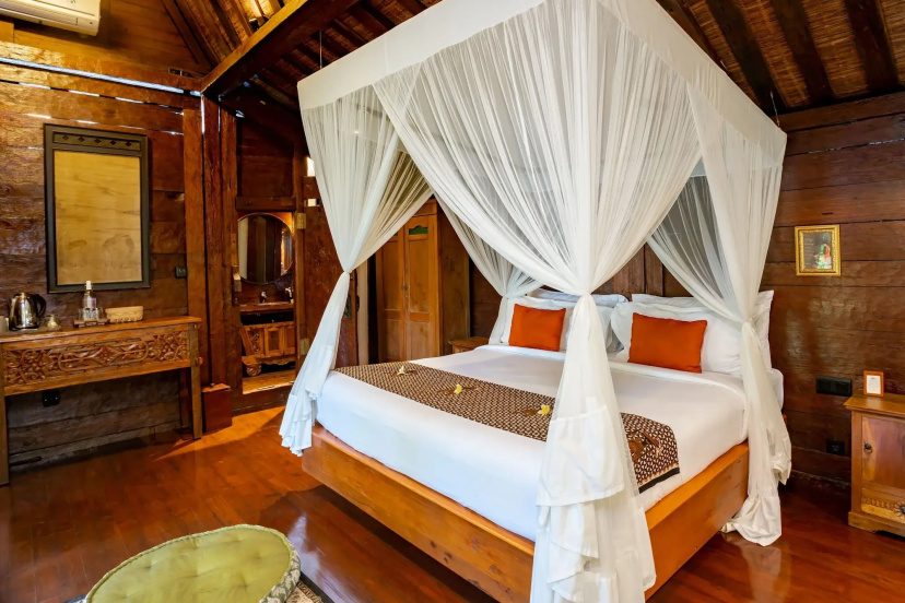 Aryaswara Villa Ubud — забронировать отель в Убуде