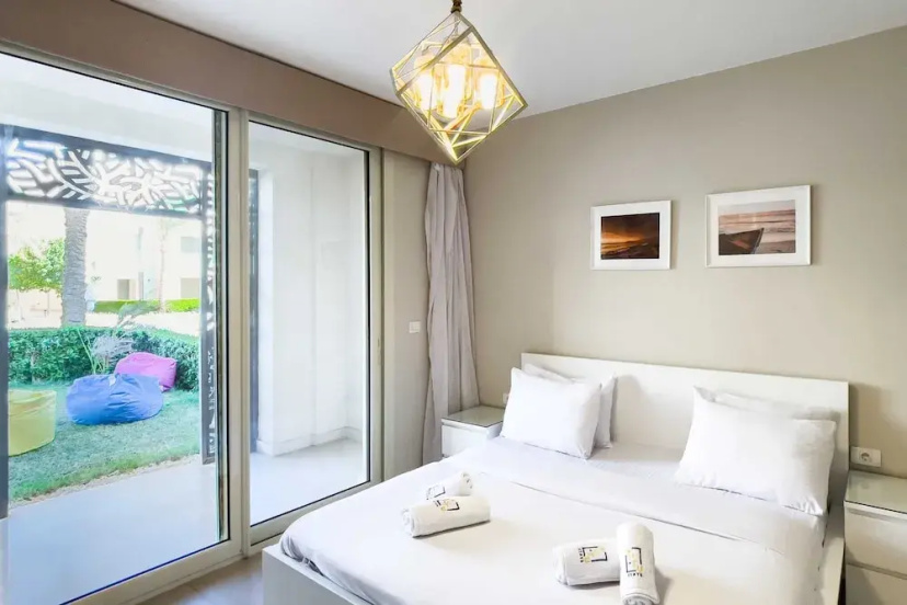 Xuru Stays I Roomy & Relaxed 1bdr @ Mangroovy Free Beach & Pool 3 — отель в эле, Египет