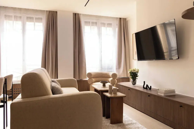 Elegant Apartment - AC- 2br-6p- Madeleine — комфортный отель в Париже