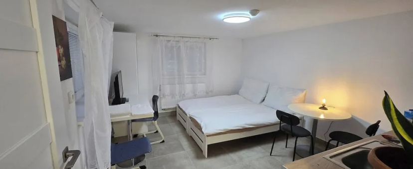 Vu's Home-apartment Garden 30m2 — отель в Праге, Чешская Республика
