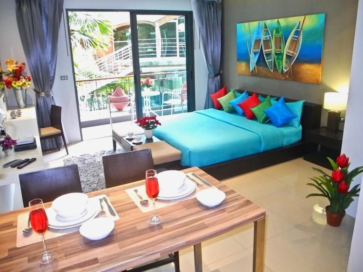 Emerald Terrace - Pool View Studio — комфортный отель в Патонг