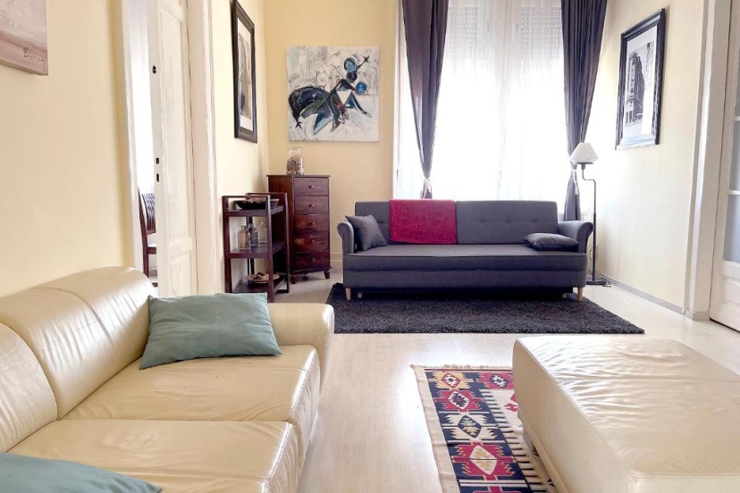 Elegant 125m2 apartment in center of Budapest — забронировать отель в Будапеште