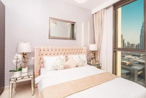 Elite Royal Apartment - Panoramic Full Burj Khalifa, Fountain & Skyline View - ACed direct connection to Dubai Mall - Governor — отель в Дубае, Объединенные Арабские Эмираты