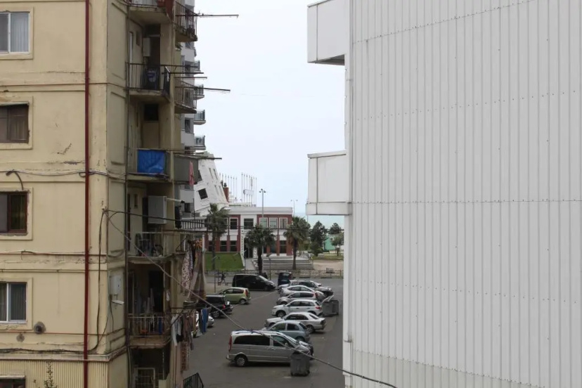 Apartment on Inasaridze 4 — отель в Батуми, Грузия