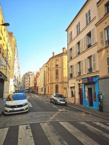 Renovated Studio Near Buttes Chaumont — отель с удобным расположением в Париже