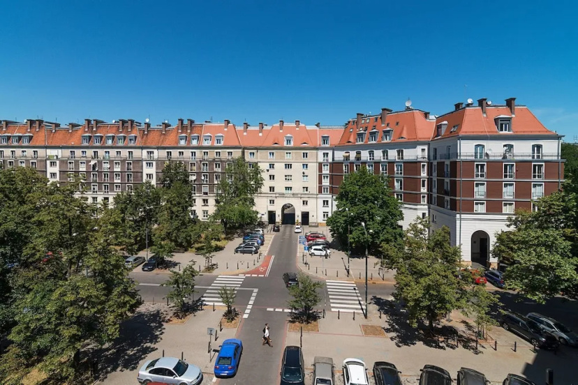 At the Fountain Apartment — отель с удобствами в Варшаве