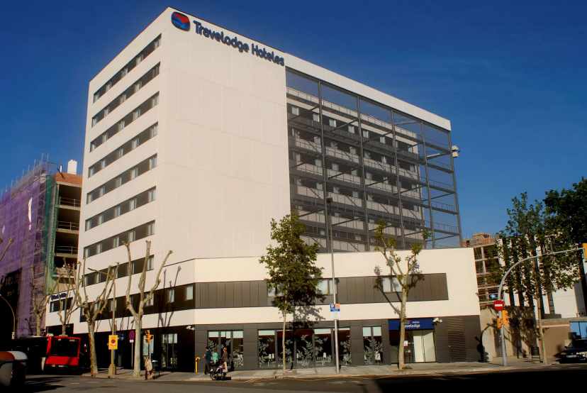 Travelodge Barcelona Poblenou — комфортный отель в Барселоне