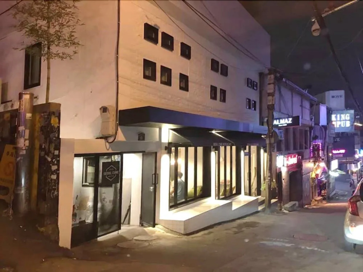 Seoul Cube Itaewon - Hostel — комфортный отель в Сеул