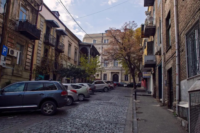 Lagidze Apartment — отель с удобным расположением в Тбилиси