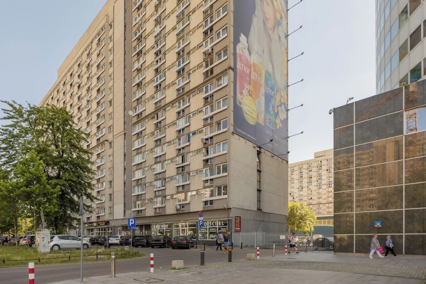 Beige Apartment Near Center by Renters — отель в Варшаве, Польша