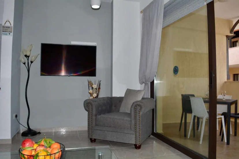 Queens Gardens - Kato Paphos - next to Kings Ave Mall --- by Yiota — отзывы гостей и цены