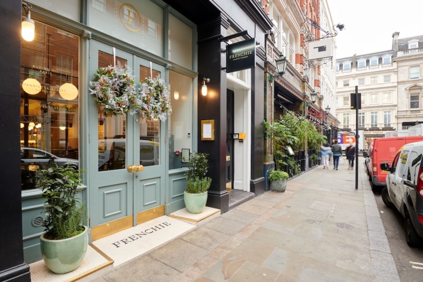 Deluxe Covent Garden Suites by Sonder — отель с удобным расположением в Лондоне