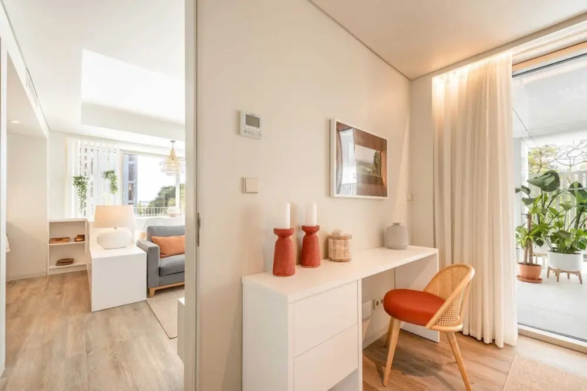 Guestready - 2BR Apartment One Carlos I With 70 Sqm Terrace and Gym — забронировать отель в Лиссабоне