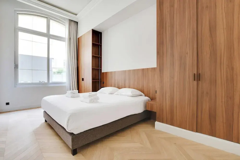 Sleek Apartment - 2bd/ 4P - Champs Elysees — отель с удобным расположением в Париже