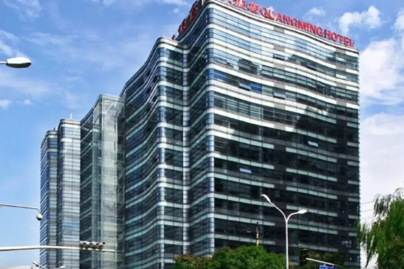 Beijing Guangming Hotel — комфортный отель в Пекине