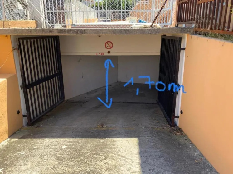 Appartement trois pieces Saint Tropez — отель в Сент-Тропезе, Франция