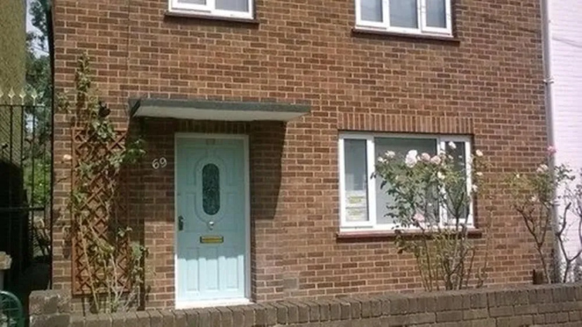 TDM Bachelot Lettings — отель с удобным расположением в Лондоне