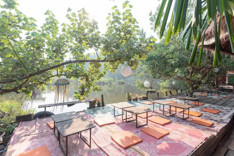 Цены на Oyo 693 Tree House Cottage в Чанге