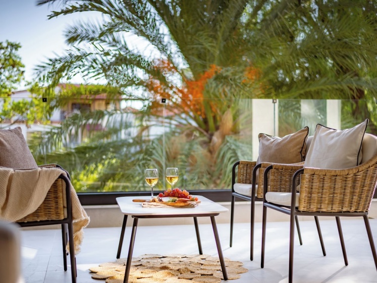 Sanders Breeze Limassol — отзывы гостей и цены