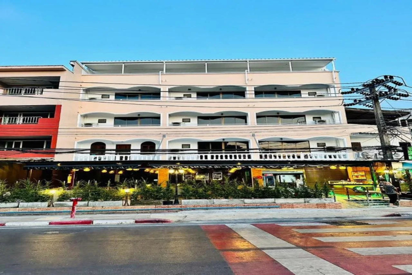 Lime Hotel — забронировать отель в Патонг