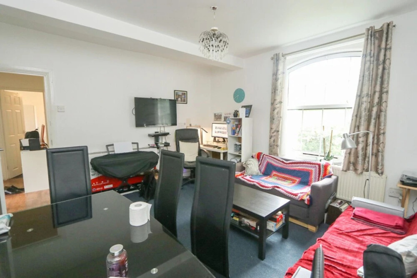 Цены на Amazing 2-bed Apartment in the Heart of London в Лондоне