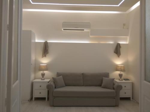 Athens City Center 5 Suites — отель с удобным расположением в Афины