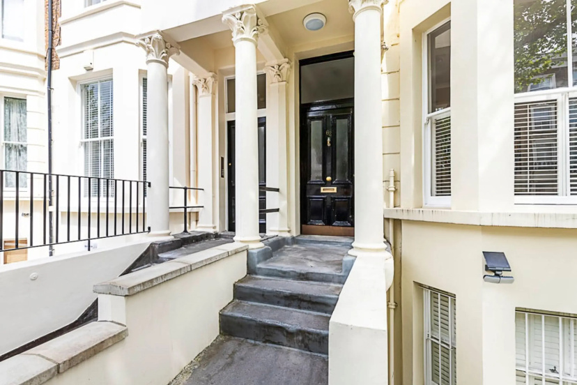 Цены на Bright Home Near Little Venice в Лондоне