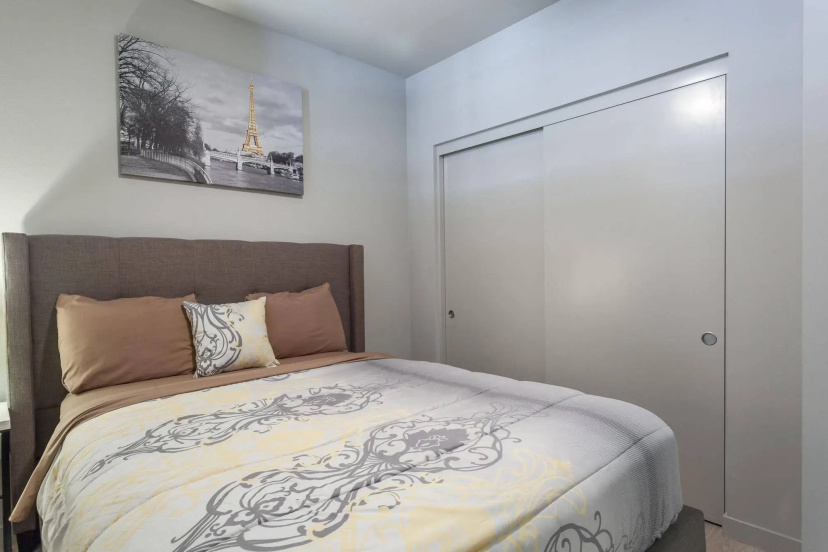 Tripbz Olive Suites — отель с удобным расположением в Лос-Анджелесе