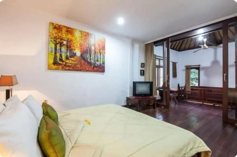 SMV- 2BedGRDN - V4 · 2BR Garden Villa Walk to shops and Beach Legian — отель с удобным расположением в Кута