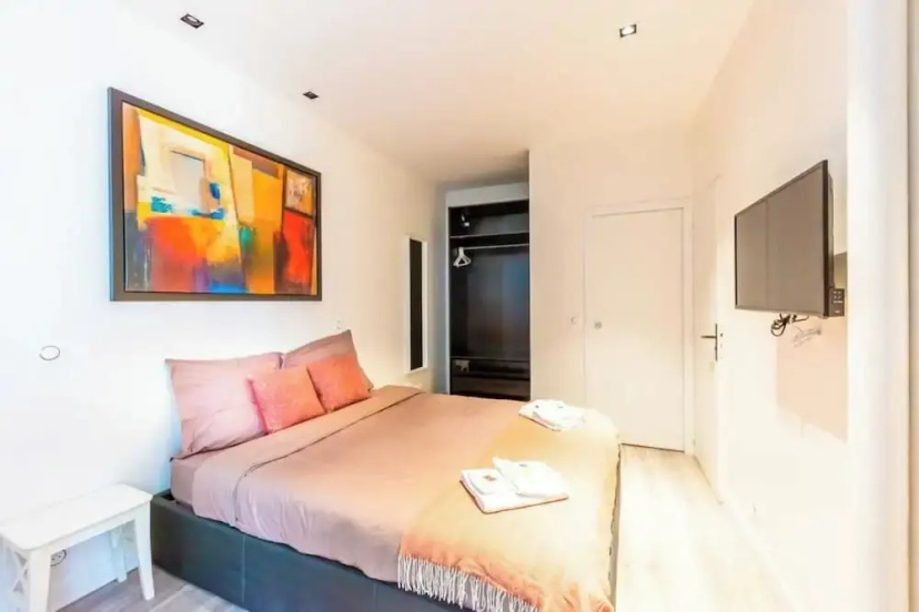 Spacious Apartment - 3br/8p - Place de la Bastille — отель с удобным расположением в Париже