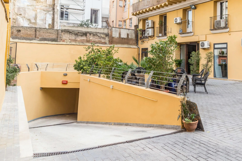 Palacio De Rojas Valencia (ex. Valenciaflats Calle Quart) — отель в удобной локации в Валенсии