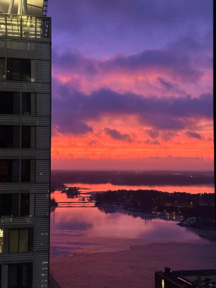 Luxury Skyscraper Apartment with Amazing view over Helsinki — отель с удобствами в Хельсинки