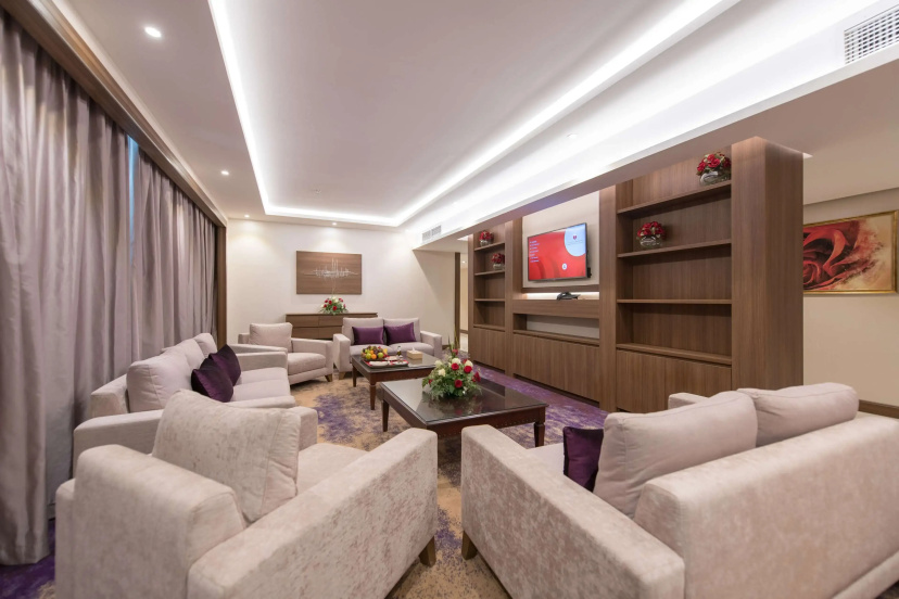 Ramada Continental Jeddah — отель с отзывами гостей в Джидде