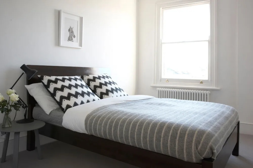 2 Bedroom Top Floor Apartment in Islington — комфортный отель в Лондоне