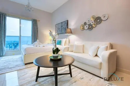 Serene Studio in Elite Residences 4 Sports City by Deluxe Holiday Homes — отель в Дубае, Объединенные Арабские Эмираты