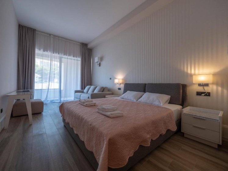 Casa Al Mare Residence — отель с удобствами в Будва