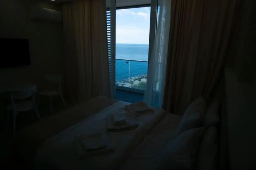 Цены на Leo Group Apartment 14-295 Sunrise Batumi в Батуми