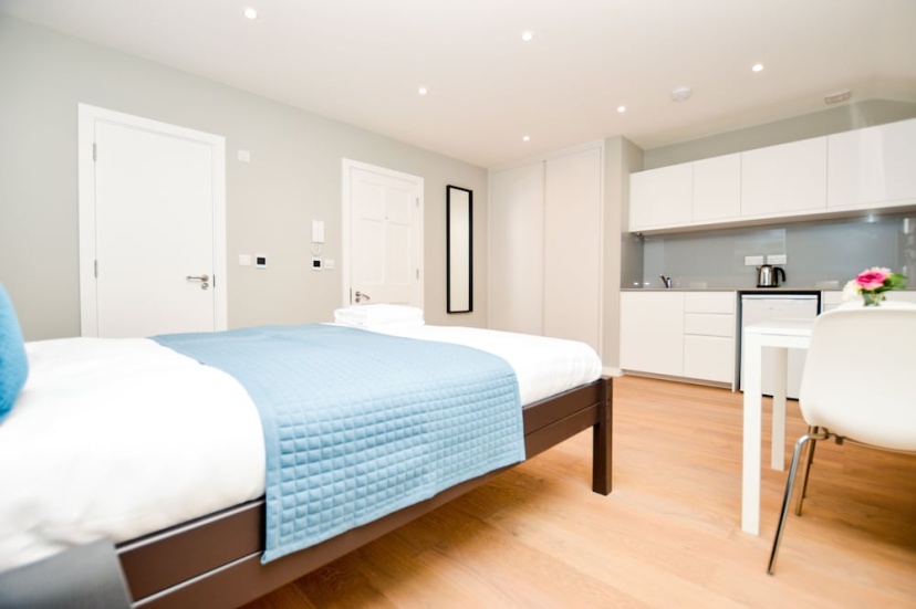 Fitzroy Serviced Apartments by Concept Apartments — отель с удобным расположением в Лондоне