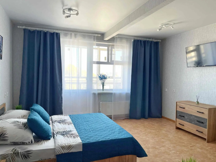 Апартаменты на улице Академика Киренского 33 — забронировать отель в Красноярске