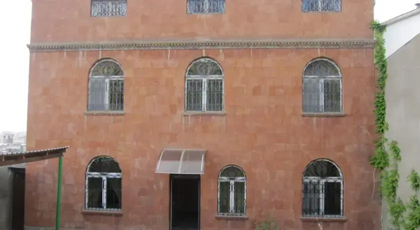 Big House in Armenia Apartment — забронировать отель в Ереван