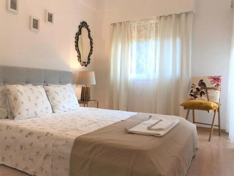 Цены на Cozy Holiday Apartment In Larnaca Near Foinikoudes в Ларнака