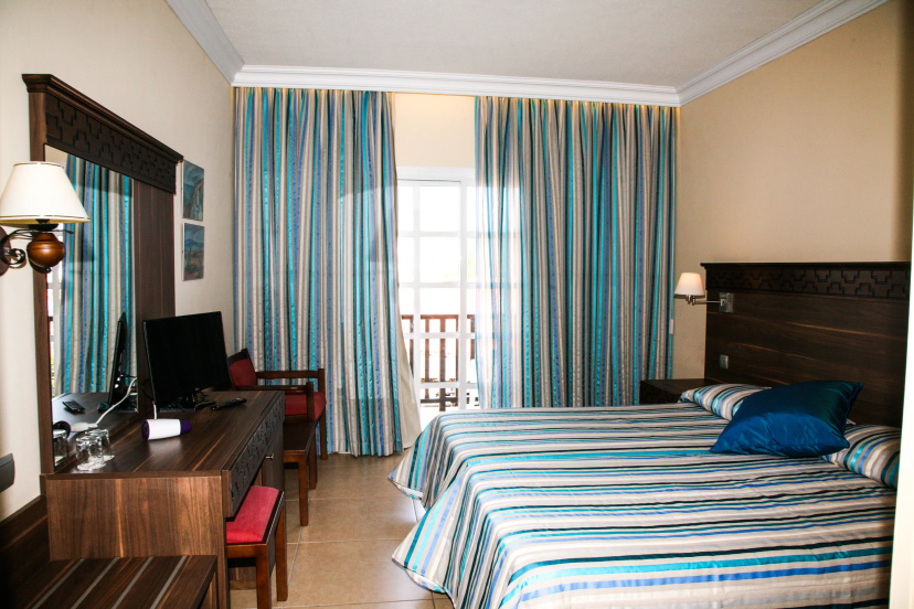 Anais Bay Hotel — отель рядом с интересными местами в Протарас
