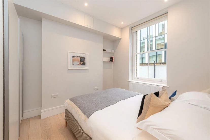 Apartment-sleeps4-parking-100walkingscore — отзывы гостей и цены
