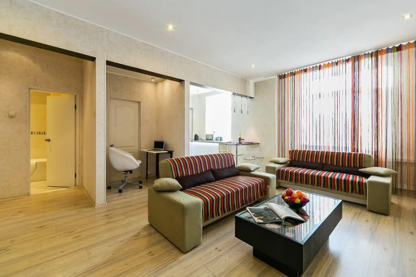 Spacy Apartment Near Moscow State University — забронировать отель в Москве