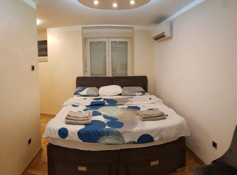 Dynasty Apartments — отзывы гостей и цены