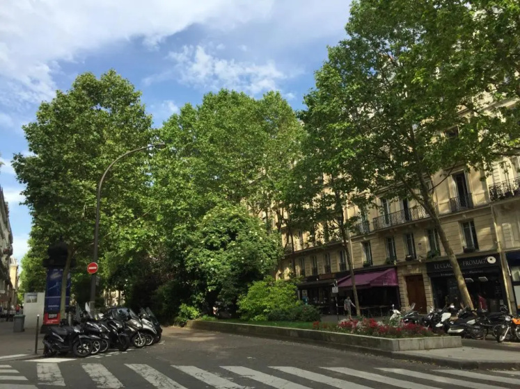 Цены на Residence sur Cour в Париже